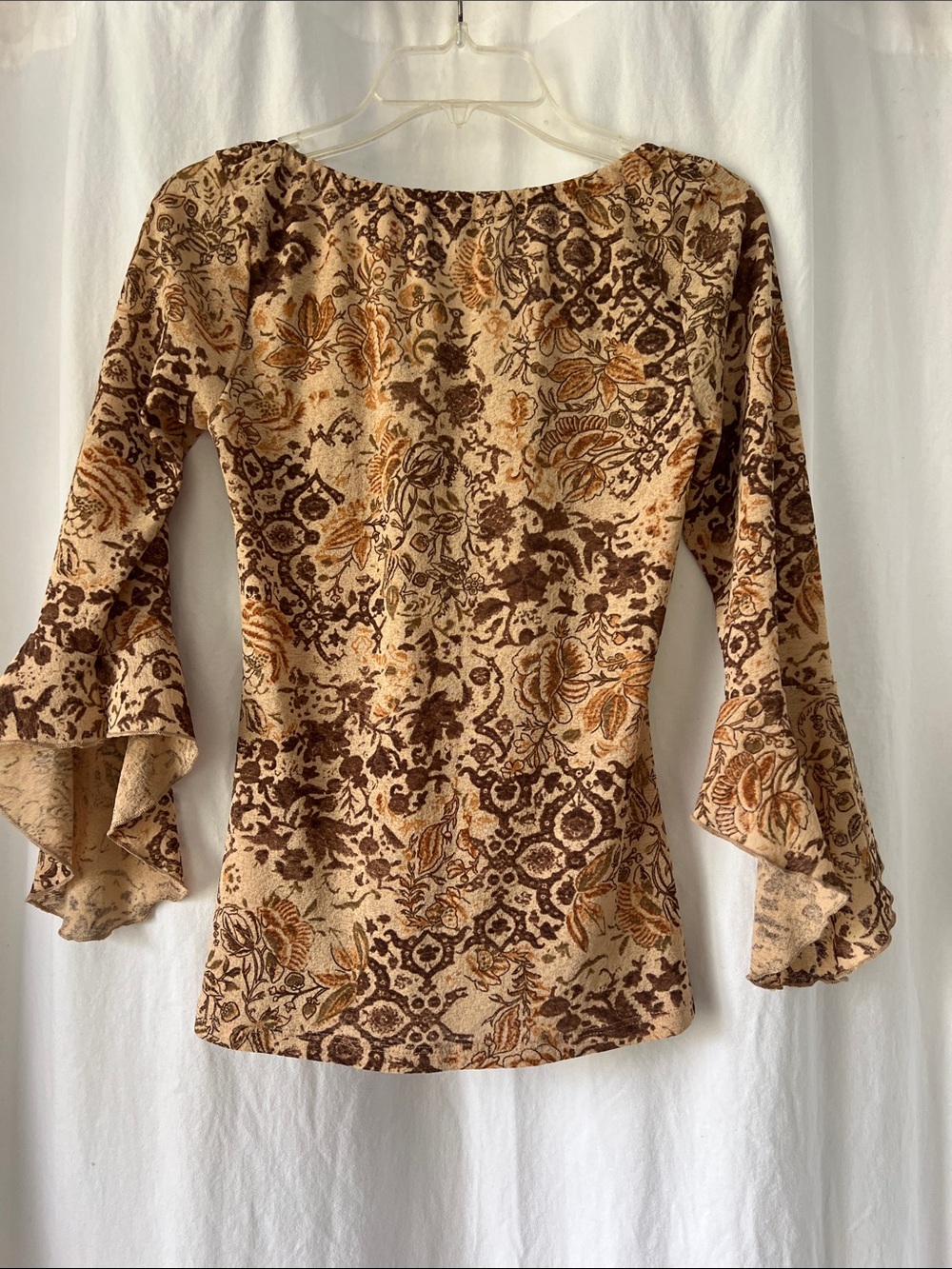 Eyeshadow Brown Floral Velvet Bell-Sleeve Top - Picture 5 of 5